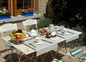 Petit déjeuner sur la terrasse