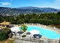 piscine avec vue panoramique sur les collines de Cabris et Grasse