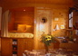 Intérieur de la Roulotte Bouton d'Or